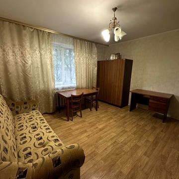 Грушевського вул., 3-А