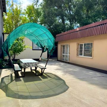 Бердянська вул., 61-А