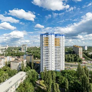 Любомира Гузара проспект, 26