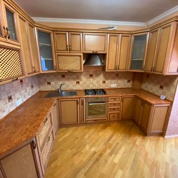Гарбарська вул., 24