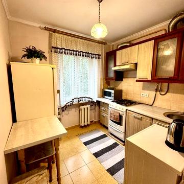 1-кімн. квартира, вул. Небесної Сотні (ТЦ Формаркет)