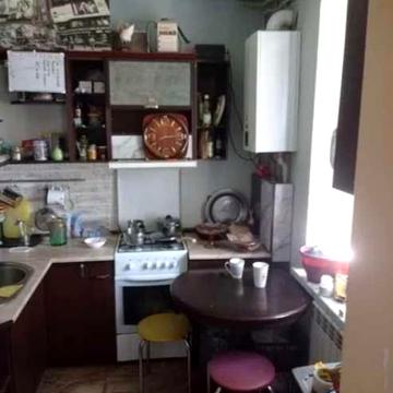 Продам  1 комнатную квартиру в кирпичном доме типа " Совмин" с АГО. Ir
