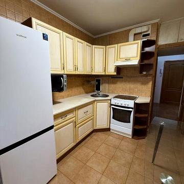 Сдам 1к.кв. Тополь 1