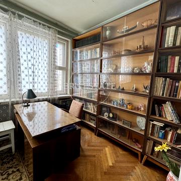 Михайла Омеляновича-Павленка вул. (Суворова), 13