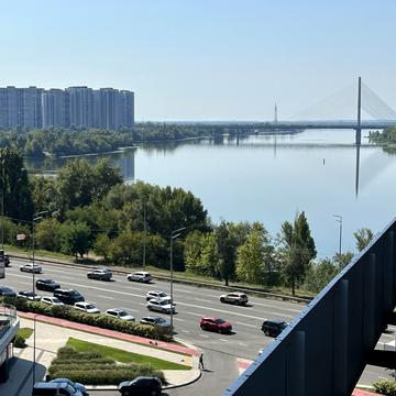 Дніпровська набережна вул., 15-Є