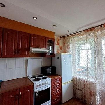 Продам 1 ком 40 м2 Левобережный 3 ул Богомаза 8 эт