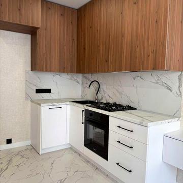 Продам двокімнатну квартиру з ремонтом, газ, швидкий виїзд до Києва