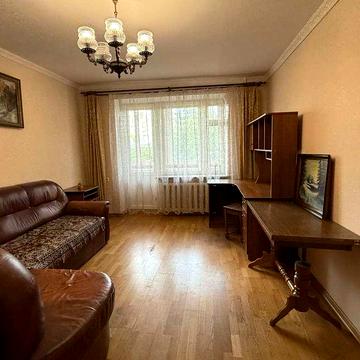 Продаж 3-кімнатної квартири на вул. Широкій