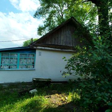 Продам  глинобитний будинок