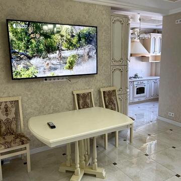 Залізнична вул., 7п