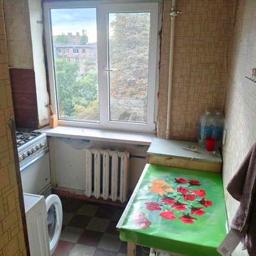 Сдам 2 комн. кв. в районе Украины