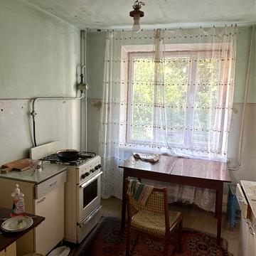 Продаж 4-х кімнатної квартири, 78 кв м., район Епіцентру, під ремонт