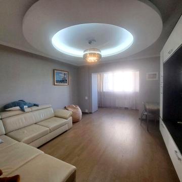 Продаж три кімнатної квартири в історичному центрі Києва