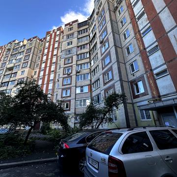 Чорнобильська вул., 4/56