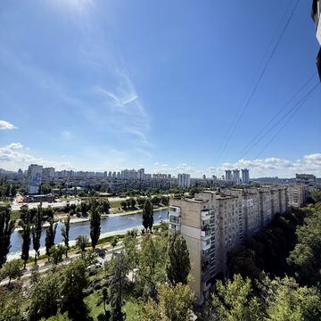 Ентузіастів вул., 13