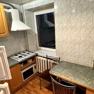 Андрія Ощепкова вул., 14/22