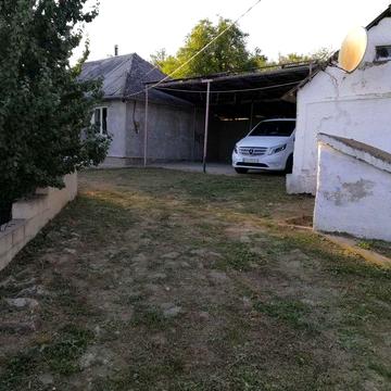 продам дім будинок в селі серебрія 25 соток землі зі зручностями
