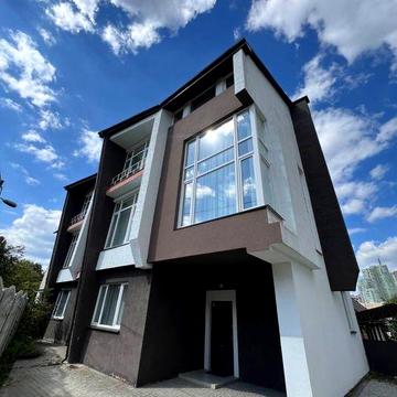 Продаж 3-х поверхового таунхауса з ремонтом, Голосіївський район
