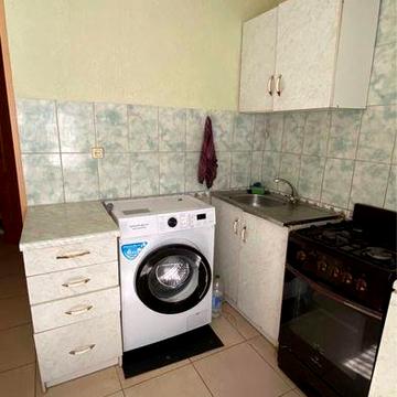Продам 1 комн . в центре Черемушек. Гайдара / малиновского