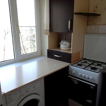 Метробудівська вул., 4