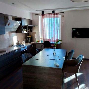 Продаж 4к квартири. 140 м². Євроремонт. Новобудова. №8599