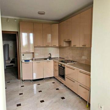 3-х вул.СТРИЙСЬКА (кут Наукова) 3-й пов., 90кв.м.  600$+КП