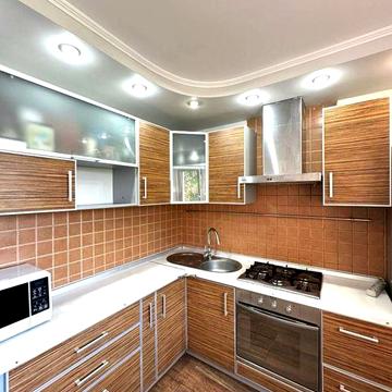Продам 2-кімнатну чешку на проспекті Незалежності (біля ТЦ «МАЙДАН»)