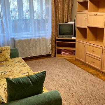 Ірини Бекешкіної вул. (Генерала Карбишева), 1/29