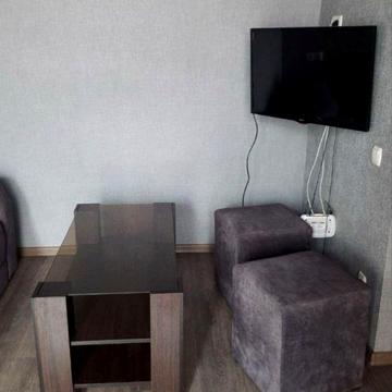 Продам  2-комнатную квартиру метро «Турбоатом»