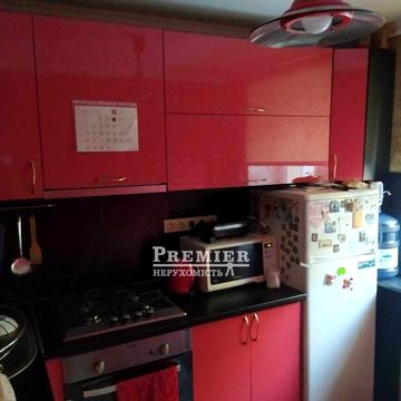 У продажу 3 кімн. квартира у смт. Великодолинське