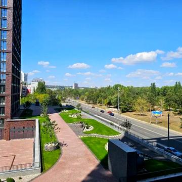 У продажу  квартира 80м у ЖК Маршал ЖК Маршал
