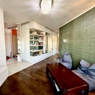 продам 3х квартиру метро Студенческая