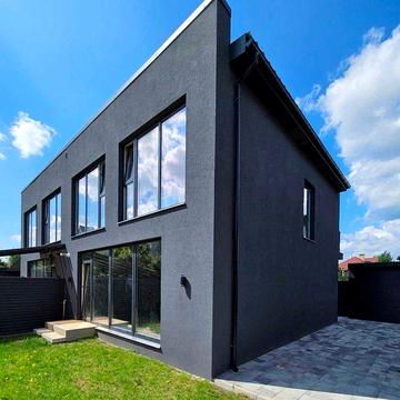 Без% Продаж будинку Duplex з власною територією та газом