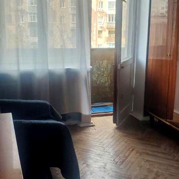 Науки просп. (Леніна), 32