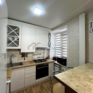 Продаж 3-кімнатна квартира в центрі міста