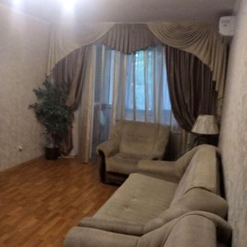 Шевченка просп., 8