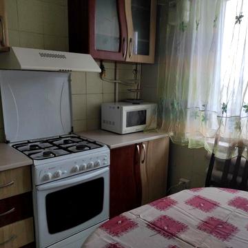 Здам однокімнатну квартиру з великим балконом Бородянка, ЦЕНТР!
