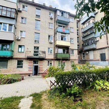 Богдана Хмельницького просп. (Героїв Сталінграда), 15