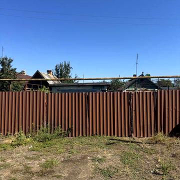 Продається  два дома в городі