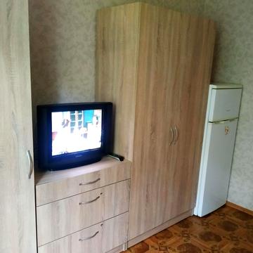 Гарібальді вул., 2