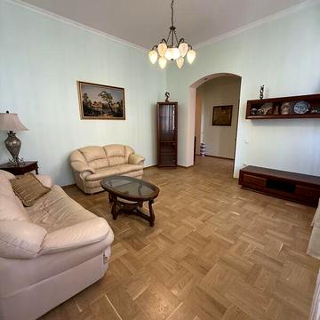 Довгострокова оренда 3к Квартира Рутковича вулиця