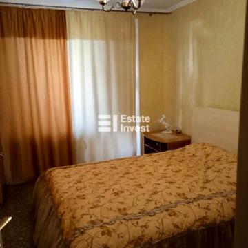 Гвардійців-Широнінців вул., 44