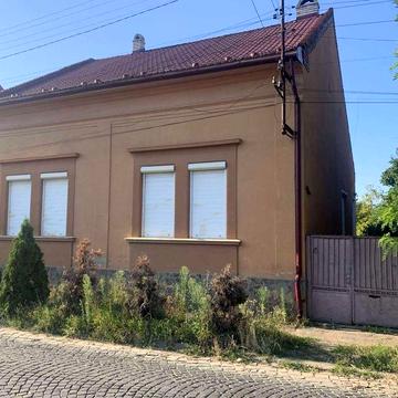 Продається будинок у місті Виноградів, вул. Тюльпанів