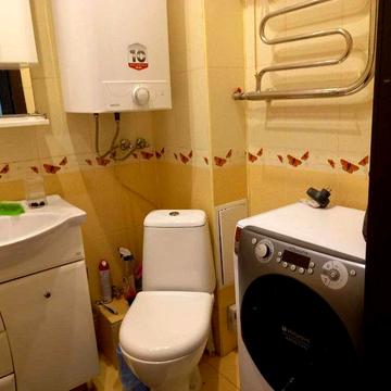 Продам 2 комн. квартиру на Левобережном-3, Щербины/Караван