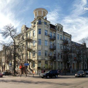 Фабра, 15