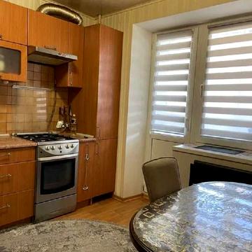 Олександра Бідного вул., 5