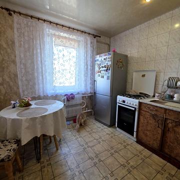 Металургів просп., 84в