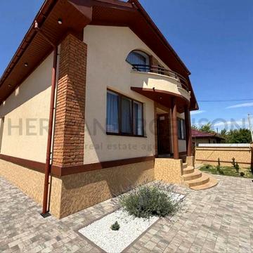 Продаж будинку, Ужгород, р-н. Садовий. Від Власника!