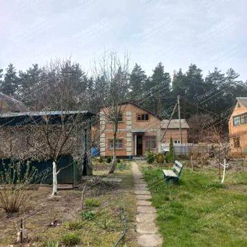 Пропонуємо Вашій увазі двоповерховий цегляний дачний будинок