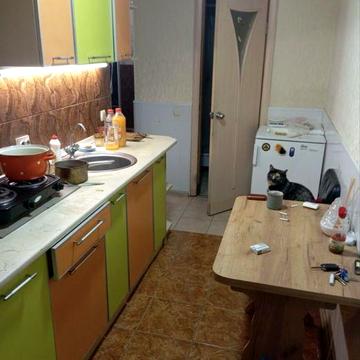Продам 1 км кв 26 м цокальный етаж все удобства в кв